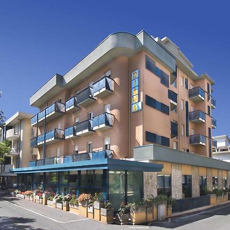 Hotel Diana Bellaria-Igea Marina Bagian luar foto