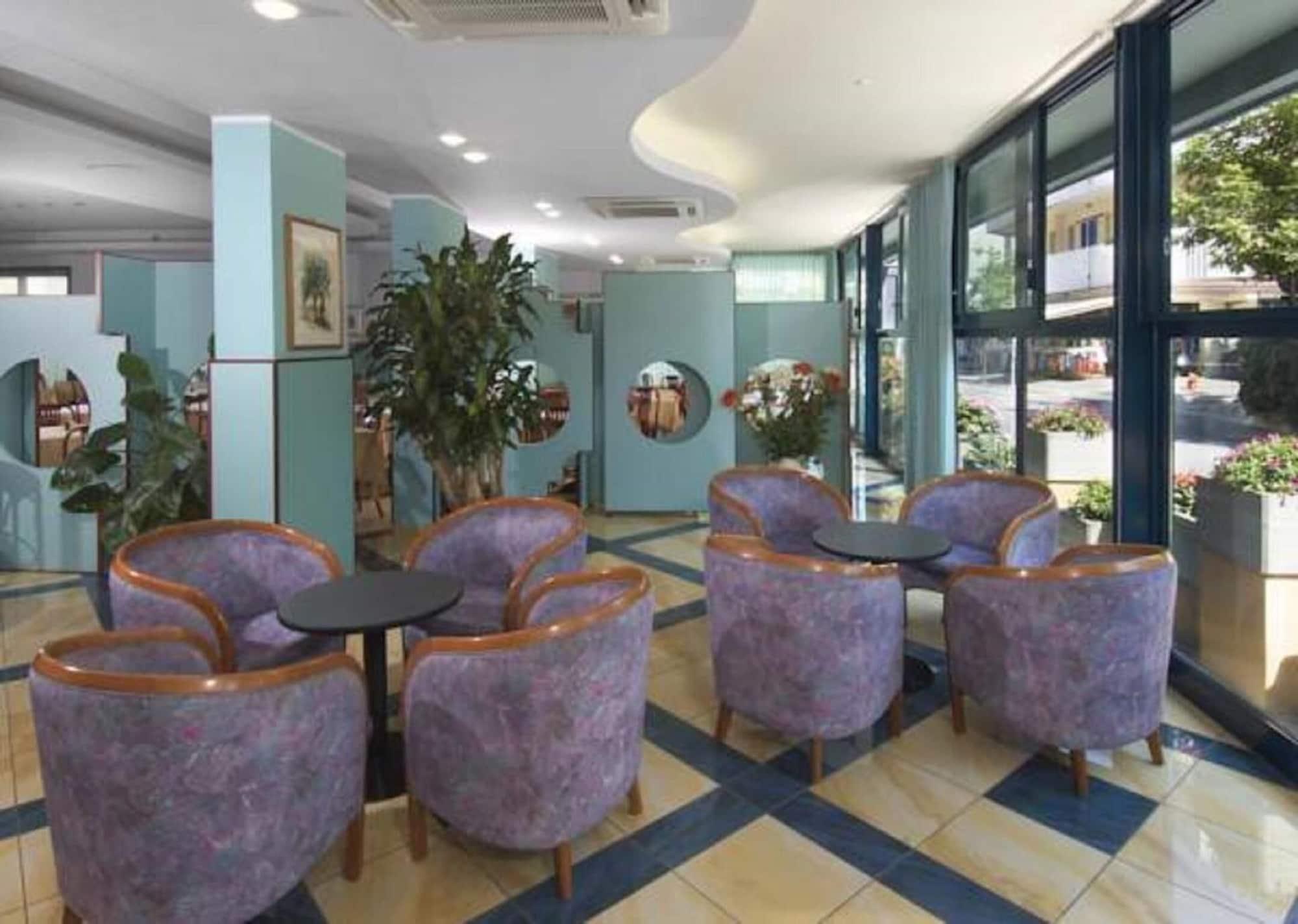 Hotel Diana Bellaria-Igea Marina Bagian luar foto